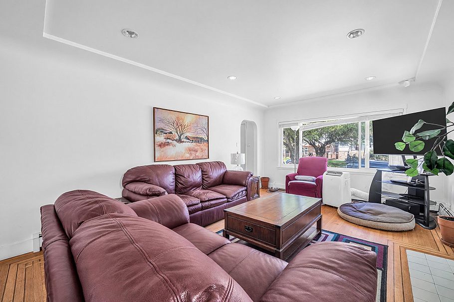 1036 Nootka Street Vancouver, BC - 8