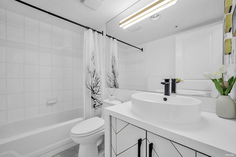 2802 930 Cambie Street Vancouver, BC - 26