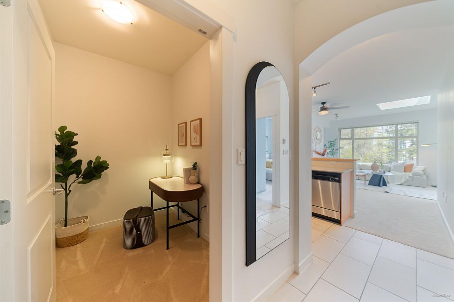 404 4883 Maclure Mews Vancouver, BC - 14