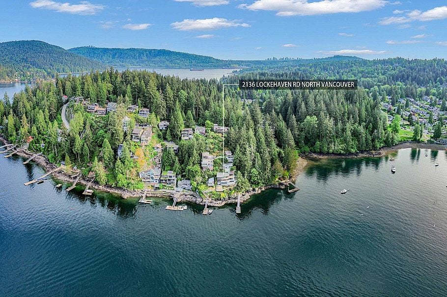 2136 Lockehaven Road North Vancouver, BC - 40