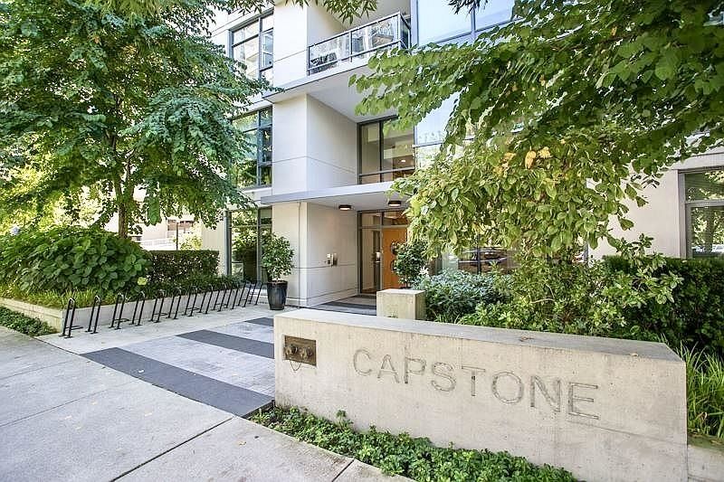 202 135 W 2nd Street North Vancouver, BC - 1