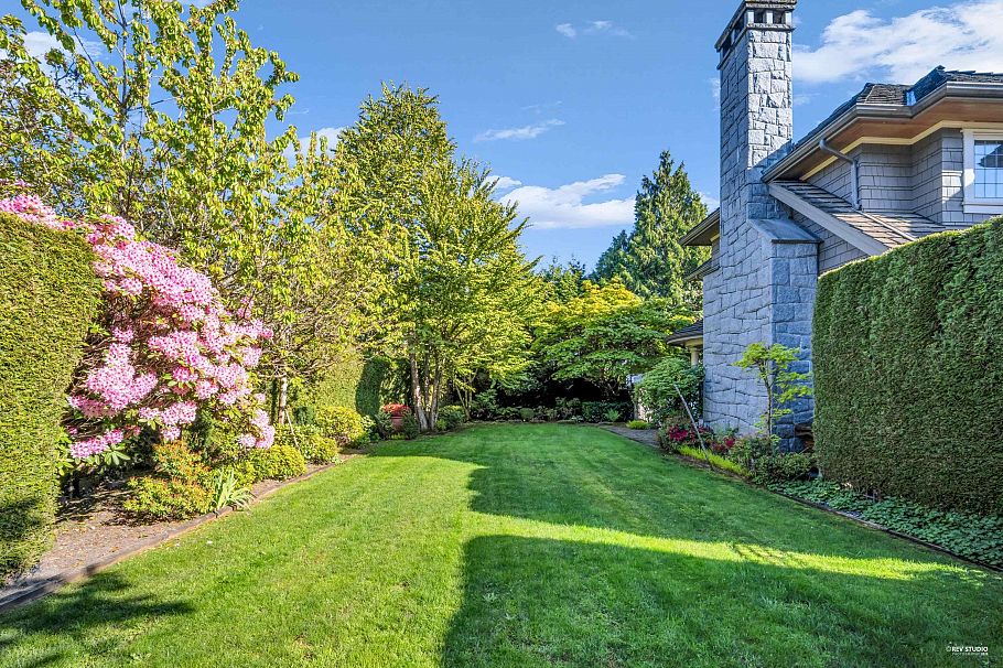 5730 College Highroad Vancouver, BC - 34