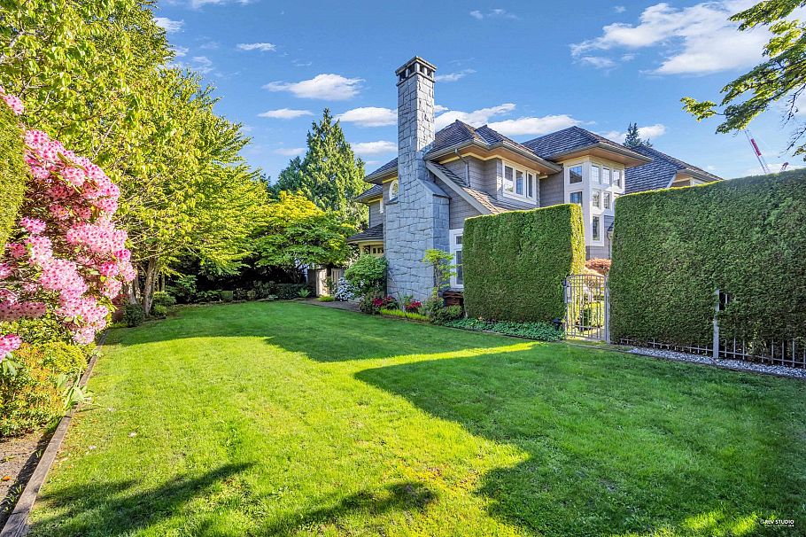 5730 College Highroad Vancouver, BC - 35