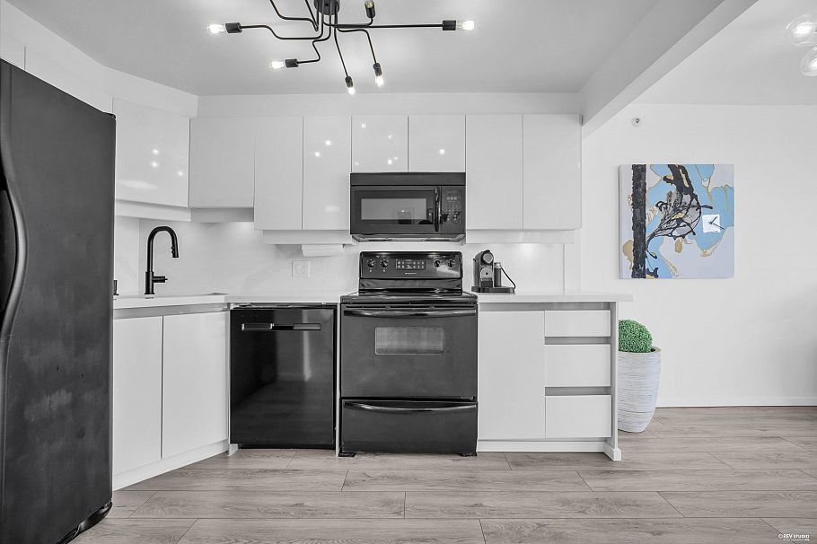 2802 930 Cambie Street Vancouver, BC - 16