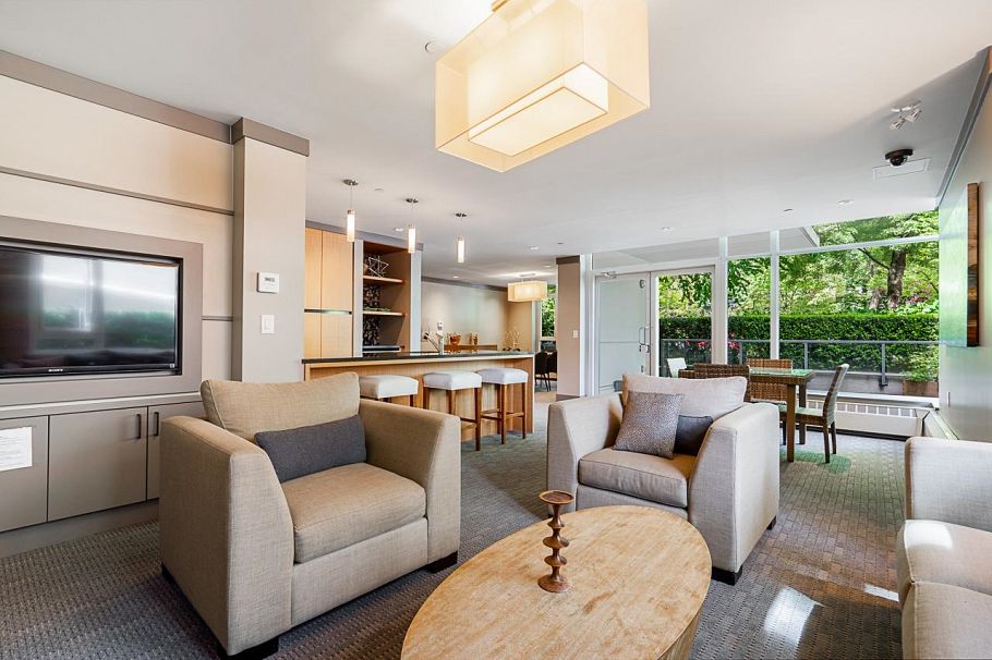 202 135 W 2nd Street North Vancouver, BC - 24