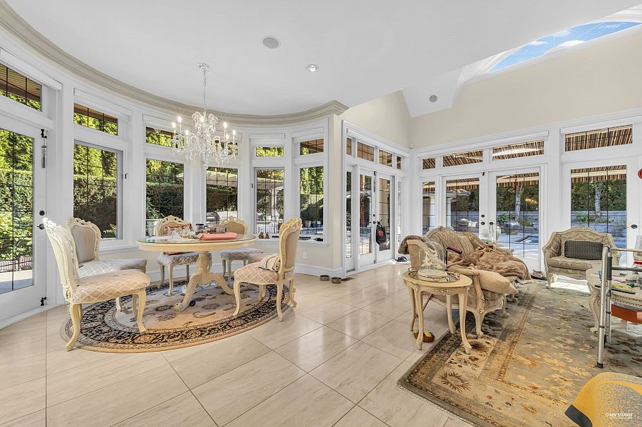 5730 College Highroad Vancouver, BC - 17