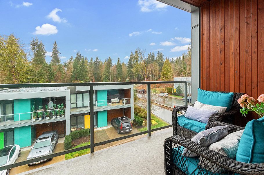 32 3595 Salal Drive North Vancouver, BC - 22