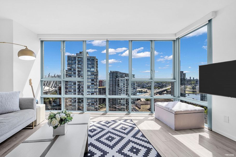 2802 930 Cambie Street Vancouver, BC - 2