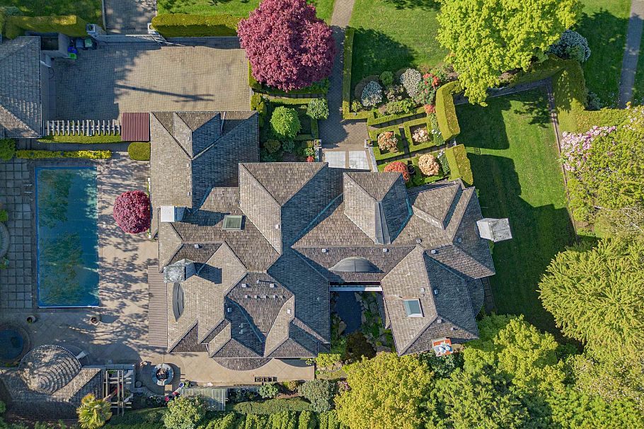 5730 College Highroad Vancouver, BC - 3