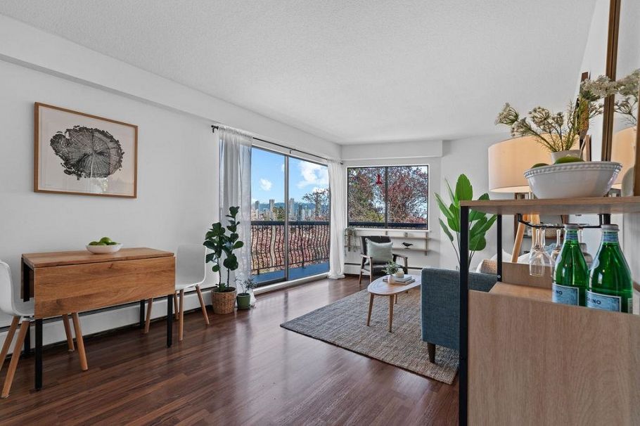 305 2330 Maple Street Vancouver, BC - 4