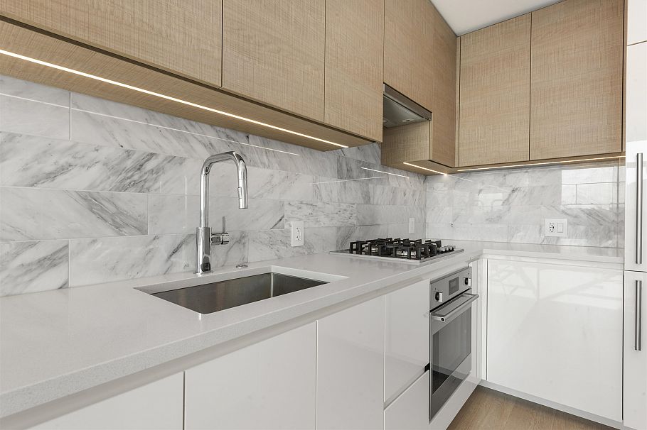 804 2186 Gilmore Avenue Burnaby, BC - 8