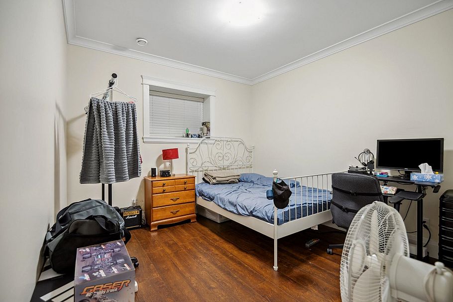 4319 Southwood Street Burnaby, BC - 35