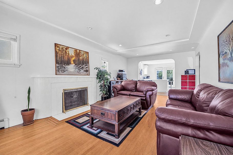 1036 Nootka Street Vancouver, BC - 4
