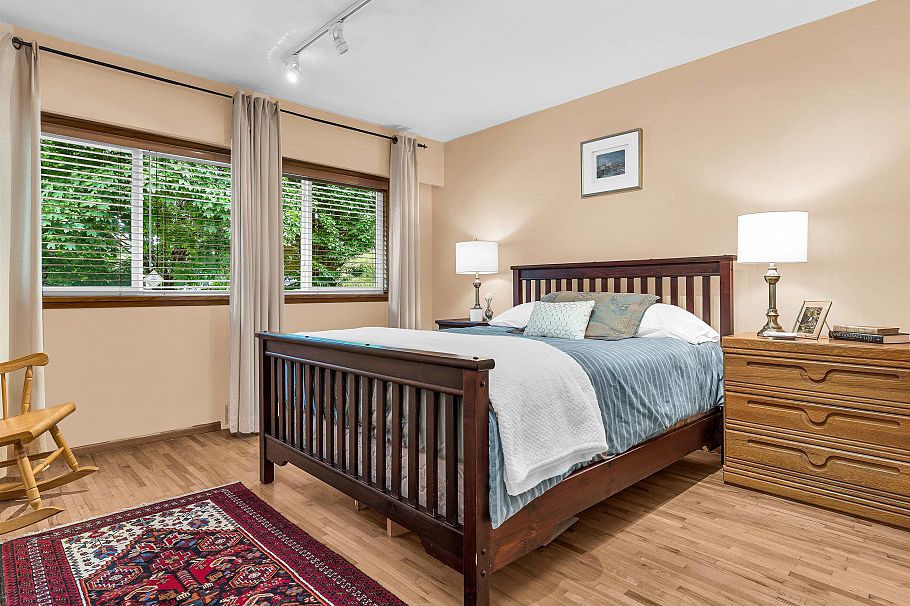 2578 E 15th Avenue Vancouver, BC - 14