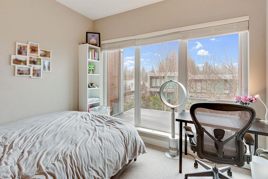 32 3595 Salal Drive North Vancouver, BC - 23