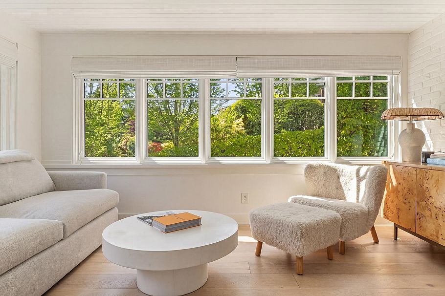 360 E Windsor Road North Vancouver, BC - 6