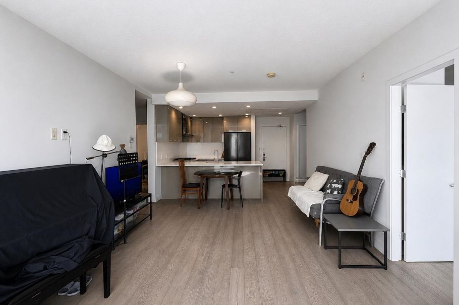 417 3581 Ross Drive Vancouver, BC - 5