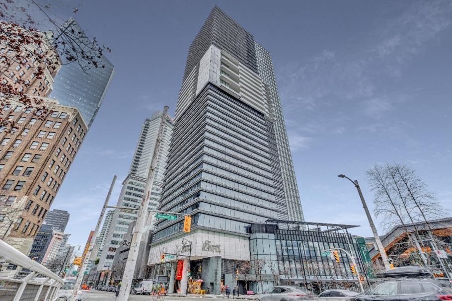 3503 1011 W Cordova Street Vancouver, BC - 2