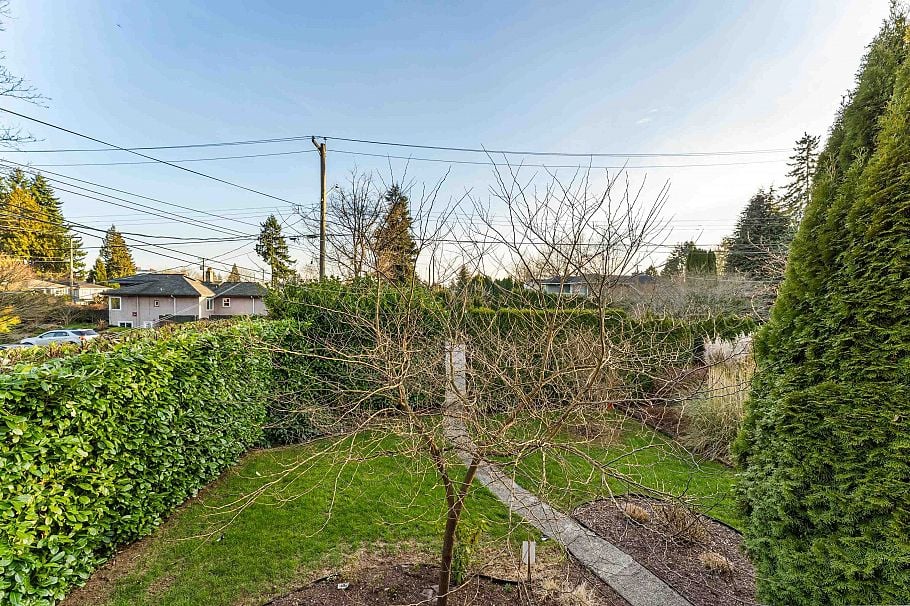 1564 Hope Road North Vancouver, BC - 7