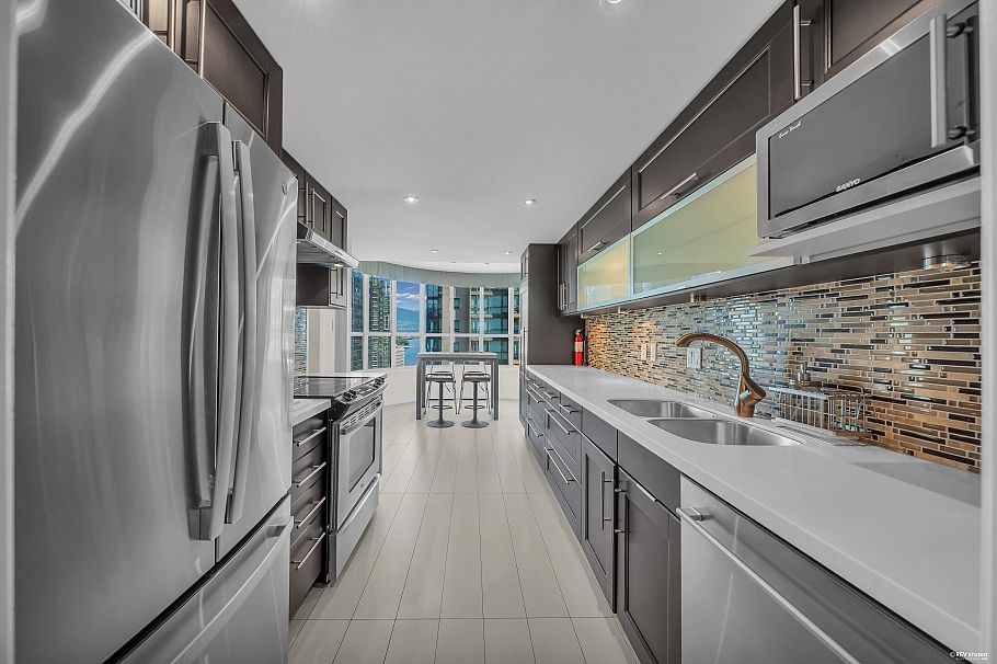 601 717 Jervis Street Vancouver, BC - 12