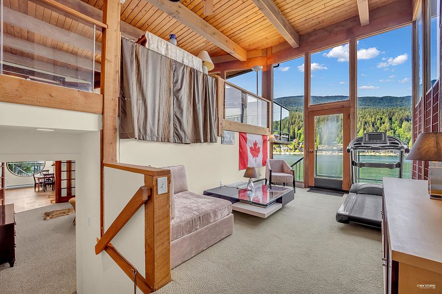 2136 Lockehaven Road North Vancouver, BC - 24