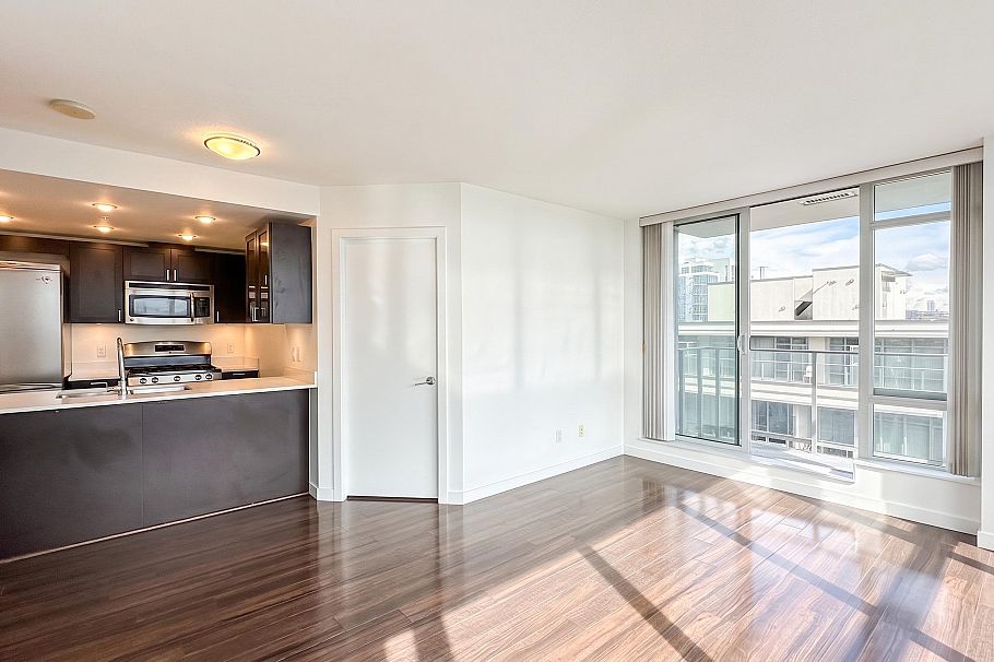 1107 4815 Eldorado Mews Vancouver, BC - 10