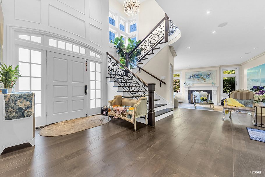 5730 College Highroad Vancouver, BC - 9