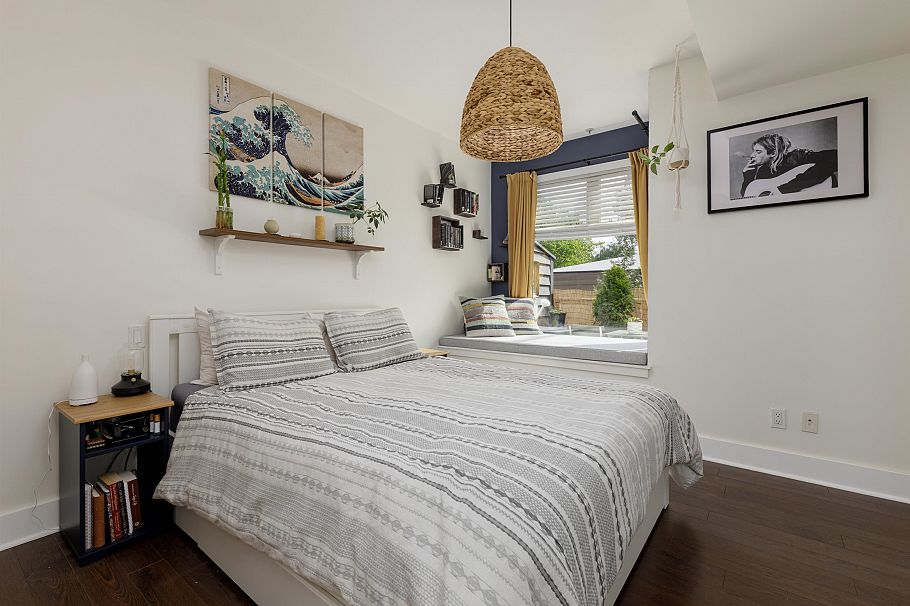 201 118 W 22 Street North Vancouver, BC - 18