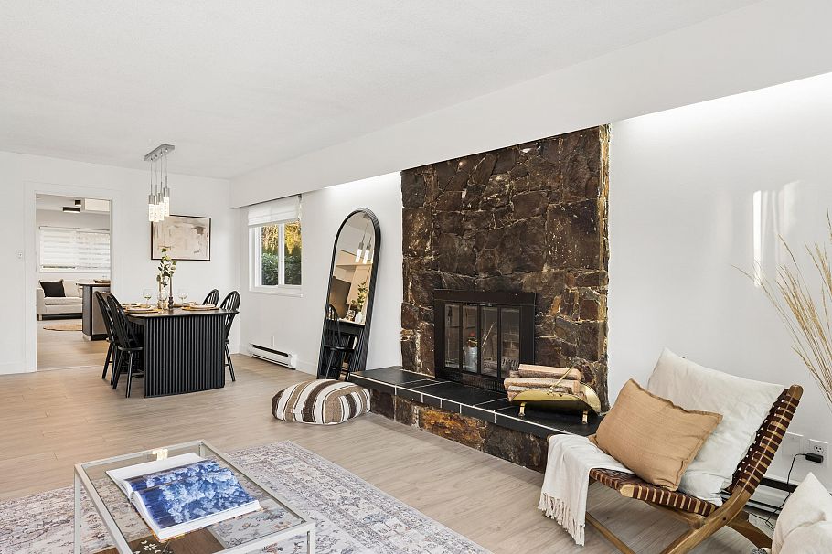 1564 Hope Road North Vancouver, BC - 3