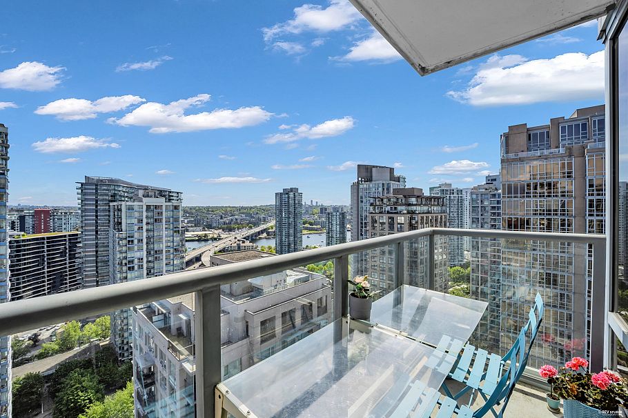 2802 930 Cambie Street Vancouver, BC - 10
