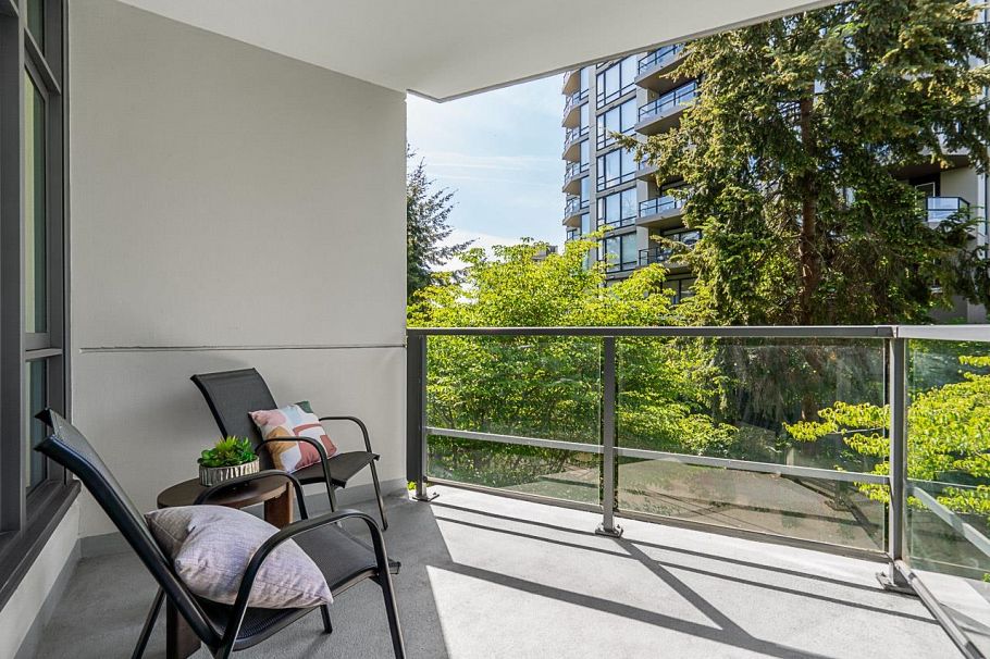 202 135 W 2nd Street North Vancouver, BC - 17