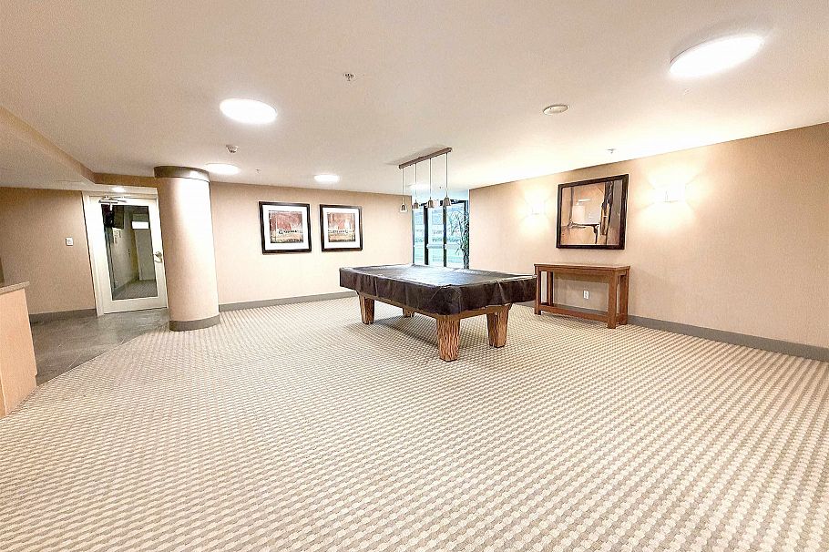 TH13 2089 Rosser Avenue Burnaby, BC - 16