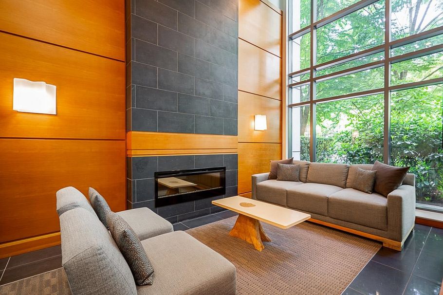 202 135 W 2nd Street North Vancouver, BC - 24
