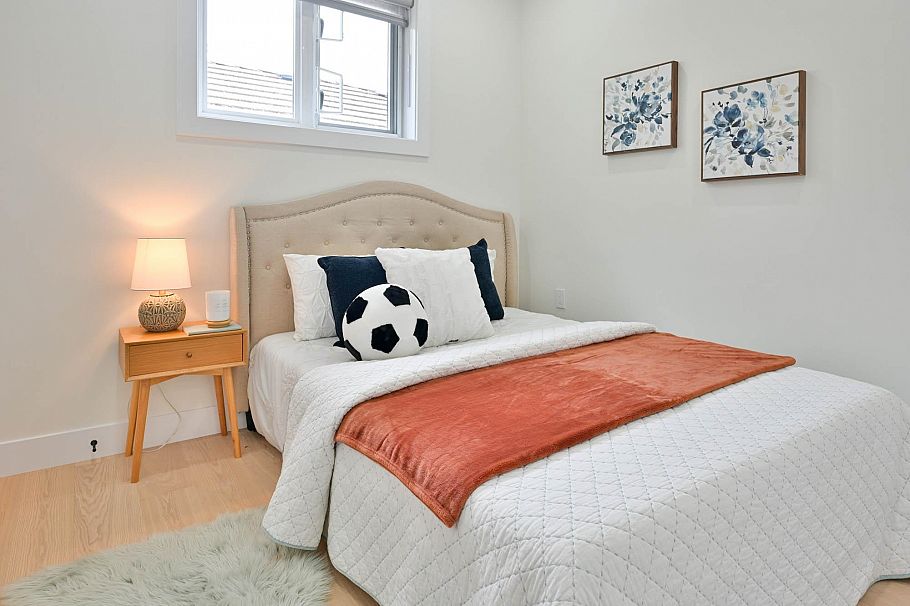 4874-A Lanark Street Vancouver, BC - 6