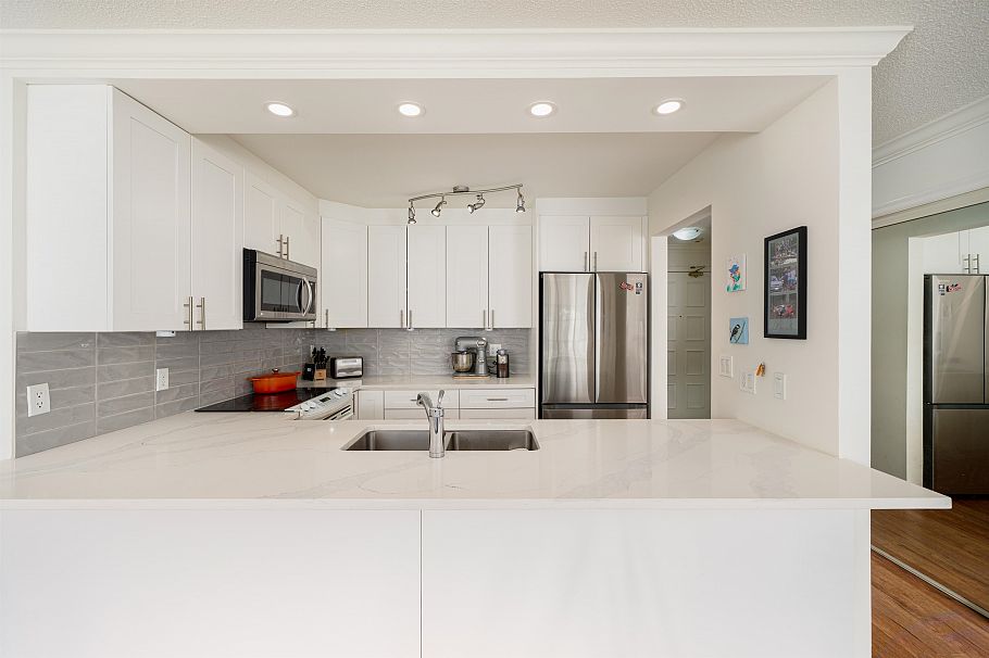 205 3788 W 8th Avenue Vancouver, BC - 12
