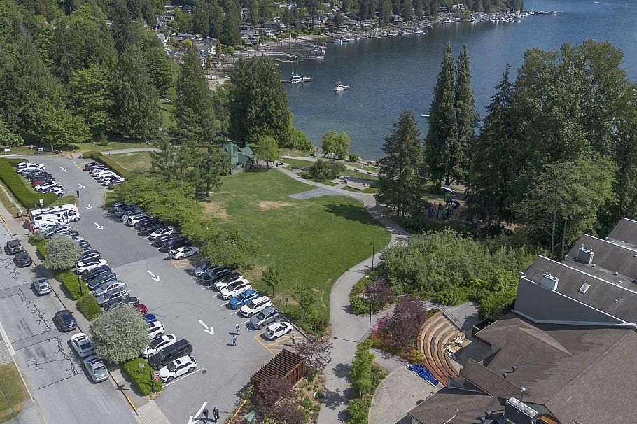 2 2151 Banbury Road North Vancouver, BC - 40