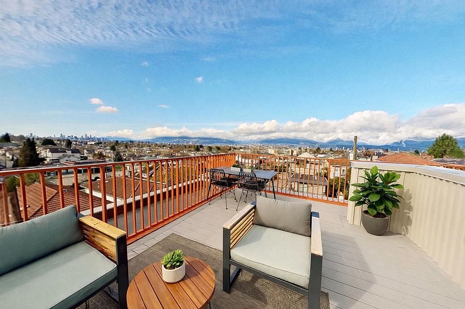 2 2915 E 5th Avenue Vancouver, BC - 25