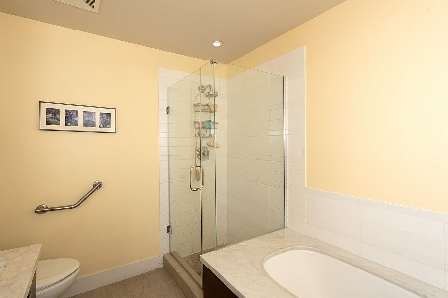 604 6080 Iona Drive Vancouver, BC - 26