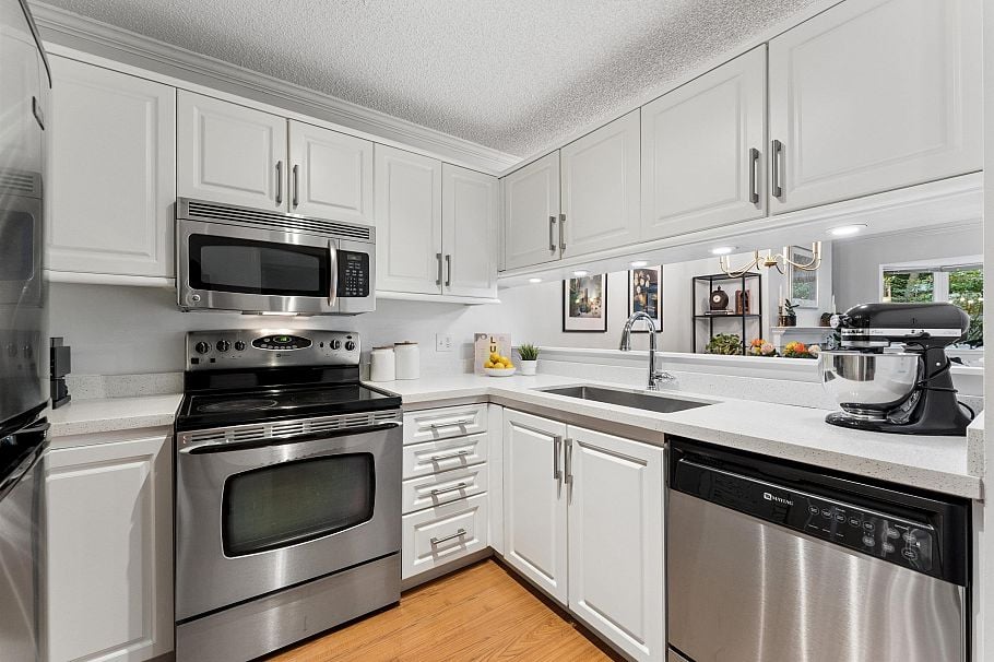 105 2256 W 7th Avenue Vancouver, BC - 10