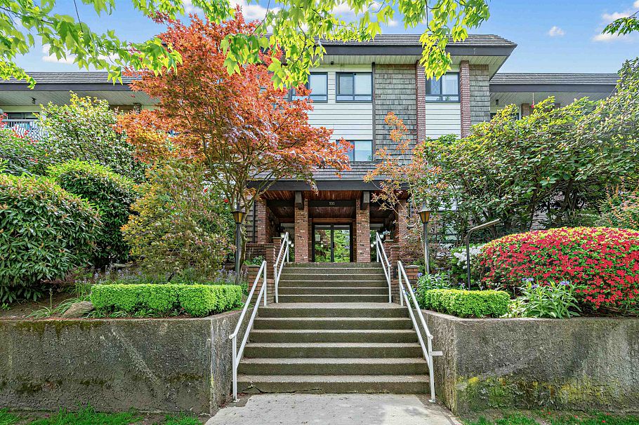111 588 E 5 Street Vancouver, BC - 1