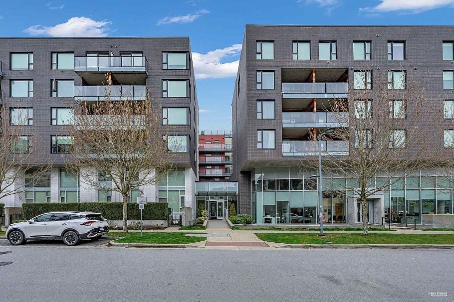 712 5955 Birney Avenue Vancouver, BC - 2