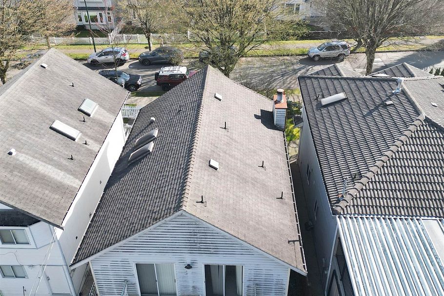 3523 Napier Street Vancouver, BC - 28
