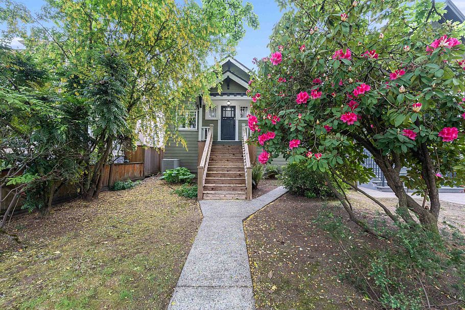 2820 W 13th Avenue Vancouver, BC - 39