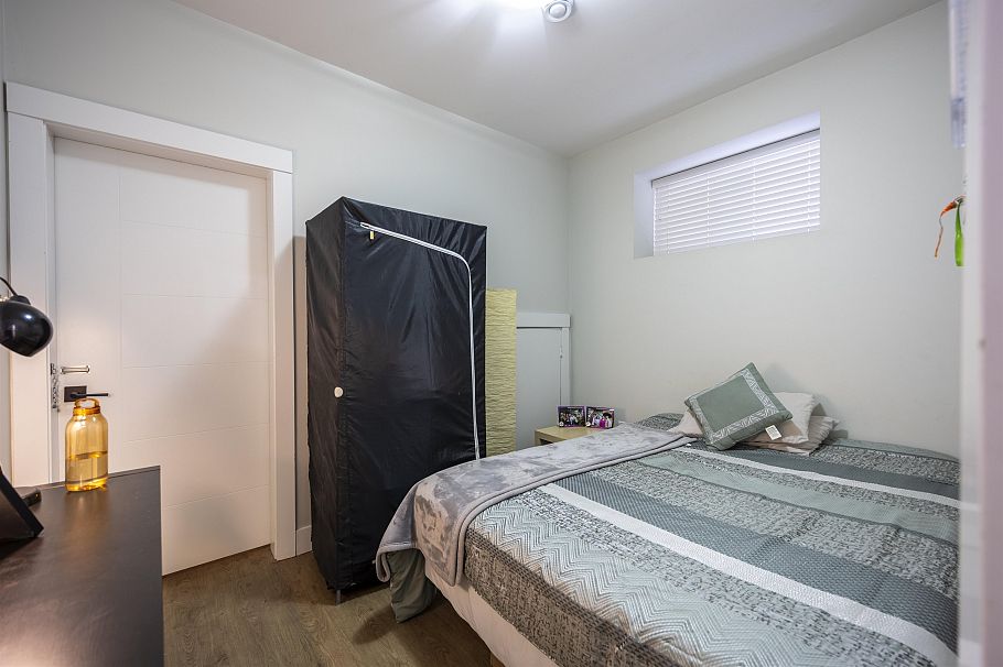 3123 E 7th Avenue Vancouver, BC - 27
