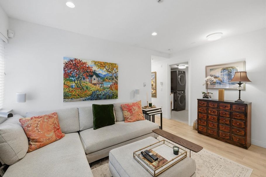 5338 Larch Street Vancouver, BC - 31