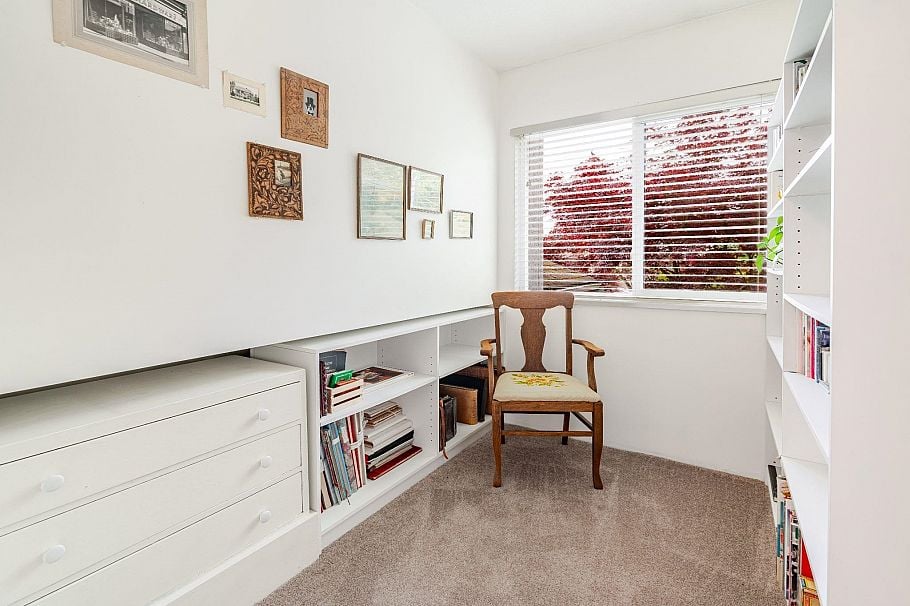 3298 Mahon Avenue North Vancouver, BC - 10