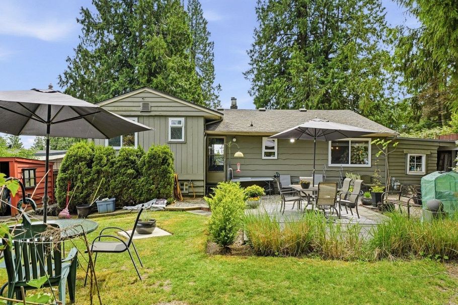 1380 Coleman Street North Vancouver, BC - 2