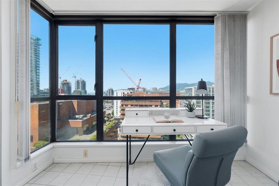 2409 1189 Howe Street Vancouver, BC - 11