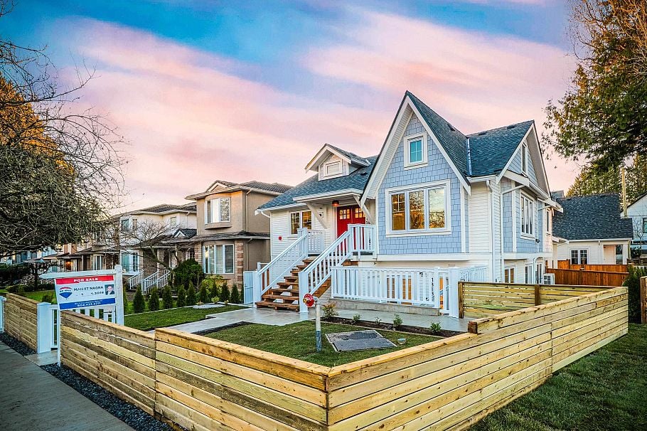 7815 Shaughnessy Street Vancouver, BC - 2