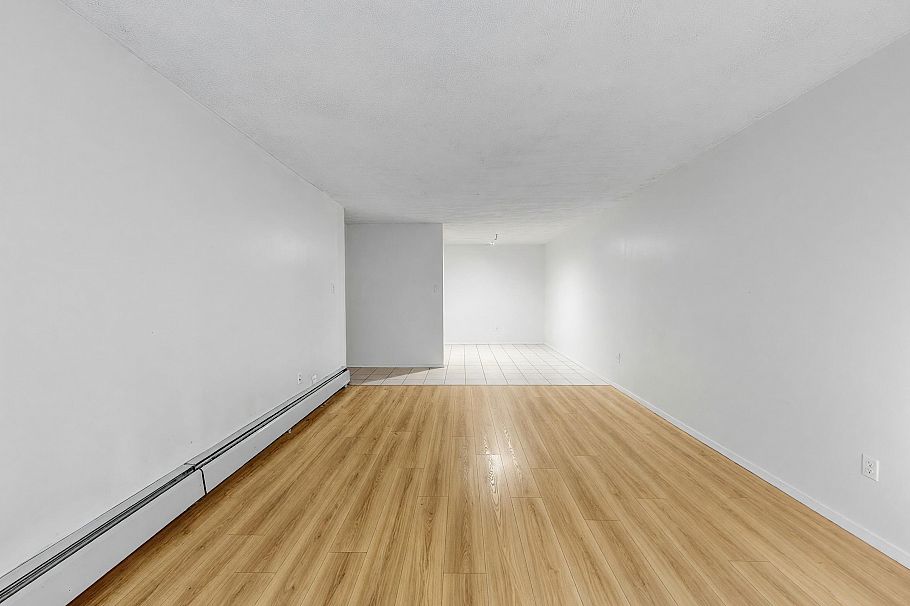 111 588 E 5 Street Vancouver, BC - 5